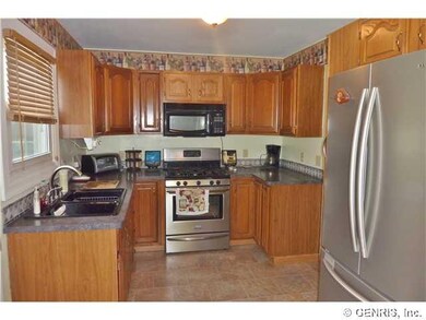 Kitchen Remodeled eat-in Kitchen with oak cabinetr