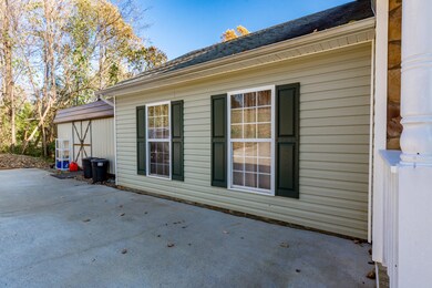 833 Black Oak Estates Rd-3
