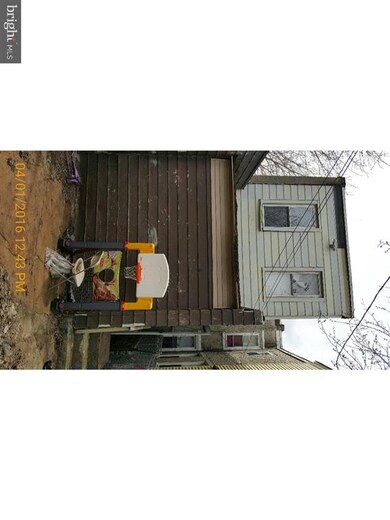 860 Mount Ephraim Ave, Camden, NJ 08103 - photo 4