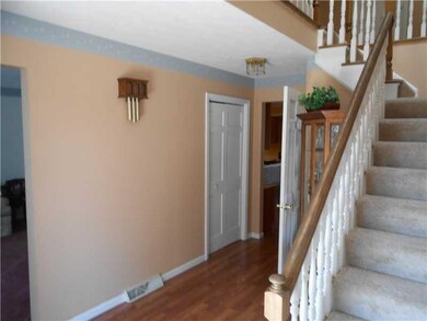 Entry/Foyer.