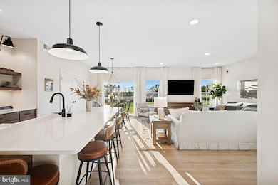 319 Gerry St, Ranson, WV 25438 - photo 4