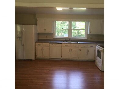 450 E Dunbarton Rd, Goffstown, NH 03045 - photo 4