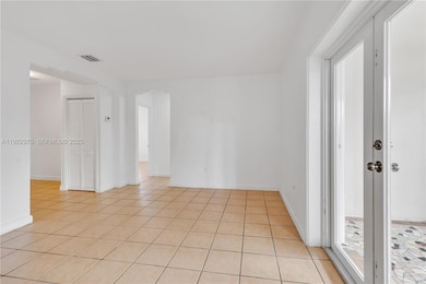 505 SW 11th St unit 505, Miami, FL 33129 - photo 6