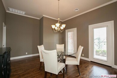 Elegant Formal Dining Area