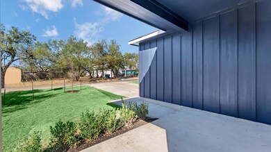 639 Magnolia Ln, Cottonwood Shores, TX 78657 - photo 6