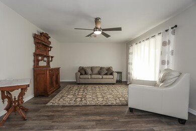 3 Living Room