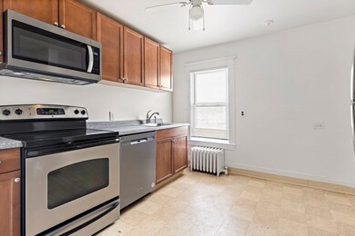 35 Frost St unit 2, Framingham, MA 01701 - photo 2