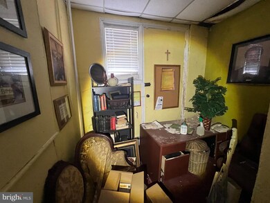 516 N Schroeder St, Baltimore, MD 21223 - photo 7