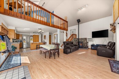 28413 N Selkirk View Dr, Chattaroy, WA 99003 - photo 6