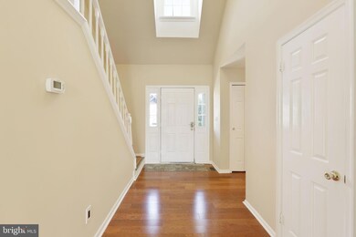 337 Greenspring Ln, Silver Spring, MD 20904 - photo 3