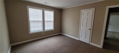418 White Oak St unit A, High Point, NC 27260 - photo 3