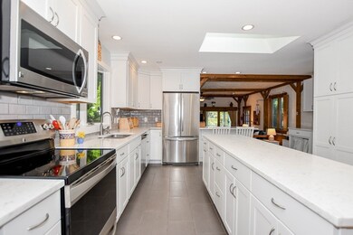 12 Bayberry Ln, Mattapoisett, MA 02739 - photo 5