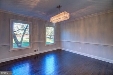 1 Adams Dr, Cranbury, NJ 08512 - photo 5