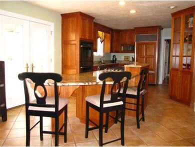 671 Massachusetts Ave, North Andover, MA 01845 - photo 5