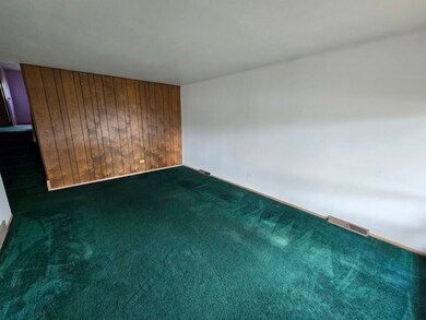 15120 Hamlin Ave, Midlothian, IL 60445 - photo 3