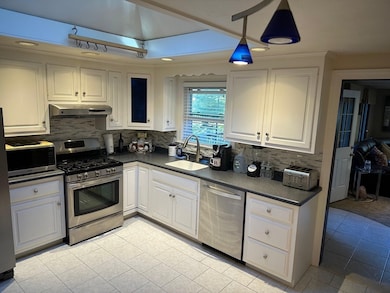 223 Robert Rd, Dedham, MA 02026 - photo 4