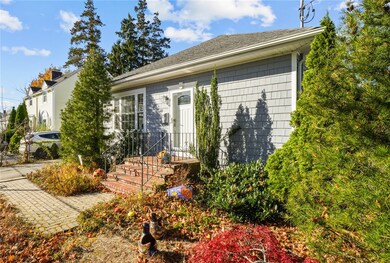 41 Whitcomb Rd, Riverside, RI 02915 - photo 2