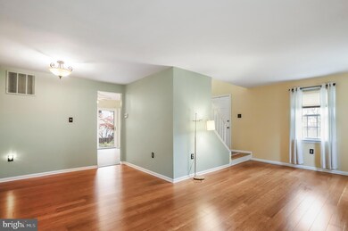 17701 Coatbridge Place, Olney, MD 20832 - photo 4