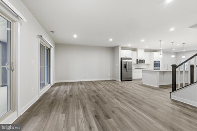 2552 -B Verona Place, Ellicott City, MD 21042 - photo 4