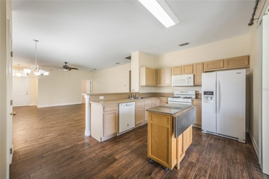 100 Wethersfield Ct, Deland, FL 32724 - photo 7