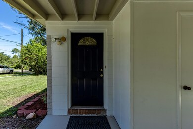 5305 Seaboard Ave, Jacksonville, FL 32210 - photo 4