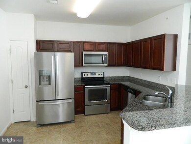 23540 F D R Blvd unit 405, California, MD 20619 - photo 5