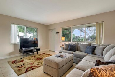 2131 NE 40th Ct unit 4, Lighthouse Point, FL 33064 - photo 2