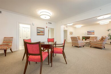Residents have access to a beautiful party/multipu