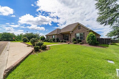 5-web-or-mls-6_Edgemere_Blvd-36