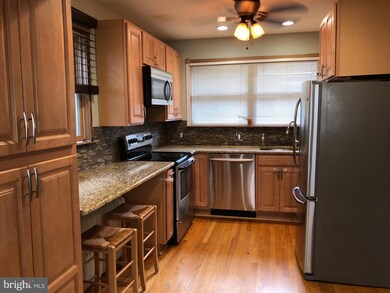 912 Park Ave, Collingswood, NJ 08108 - photo 3