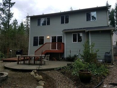 15526 Vail Cut Off Rd SE, Rainier, WA 98576 - photo 3