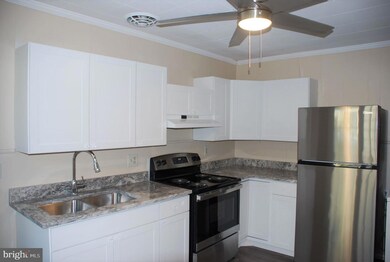 724 W Broad St, Quakertown, PA 18951 - photo 5