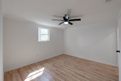 4802 Arnold Dr, Pearland, TX 77584 - photo 5