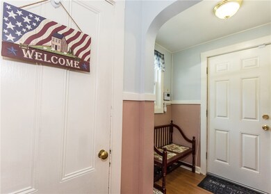 235 Killingly St, Providence, RI 02909 - photo 4