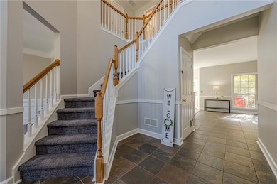 2 Story Foyer, Whole House Freshly Painted!