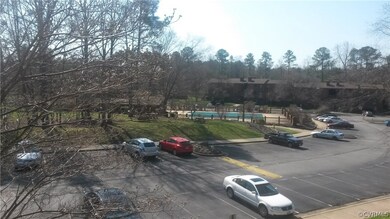 Overlooks Clubhouse and Pool