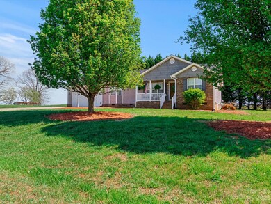 107 Foy Ln, Statesville, NC 28625 - photo 2