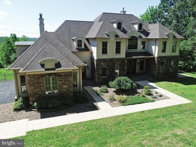 425 Heath Dr, Sykesville, MD 21784 - photo 4