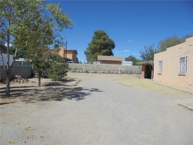 7773 Acapulco Ave, El Paso, TX 79915 - photo 4