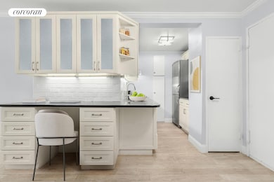 Lawrence House Apartments unit 3B, New York, NY 10011 - photo 3