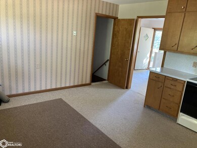 434 W Gate Rd, Carroll, IA 51401 - photo 7