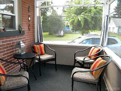 Porch - Screened