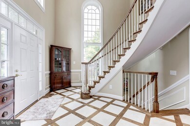 8300 Turnberry Ct, Potomac, MD 20854 - photo 3