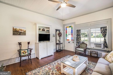 145 E Camp St, Moreland, GA 30259 - photo 6