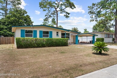 7041 Holiday Rd N, Jacksonville, FL 32216 - photo 3