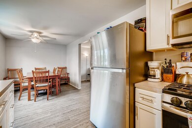 06 Kitchen