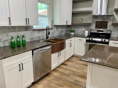 1520 Gribble St, Gainesville, TX 76240 - photo 7