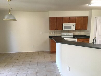 Kitchen/Dining Area