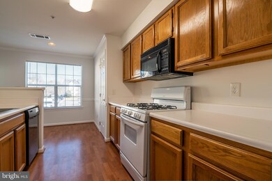 11010 Koman Cir unit 201, Manassas, VA 20109 - photo 6