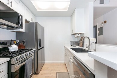 Sherman Court unit 124, Reseda, CA 91335 - photo 5